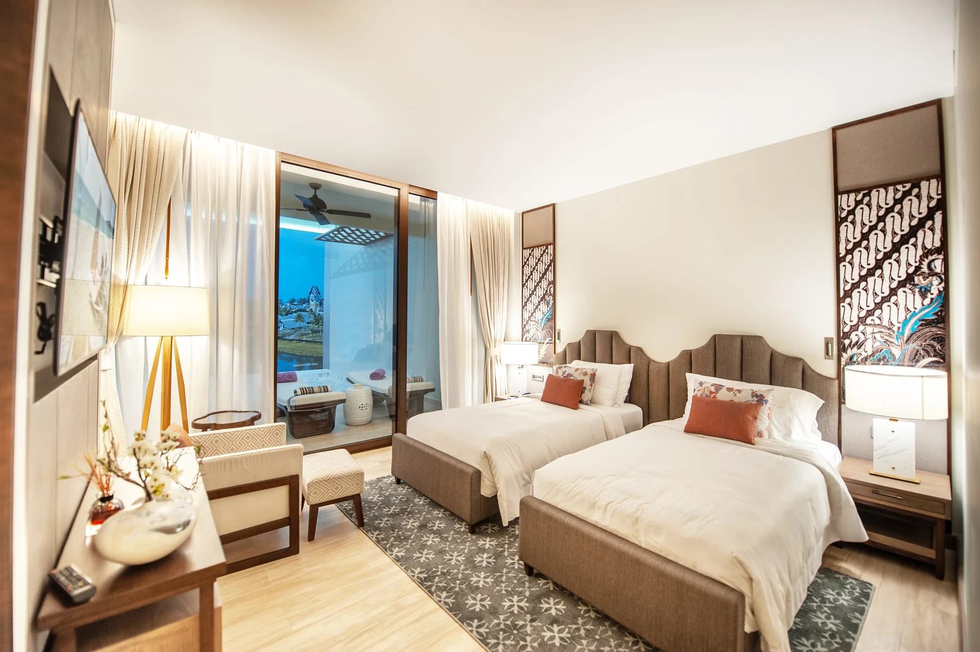 Twin bedroom for family and guests